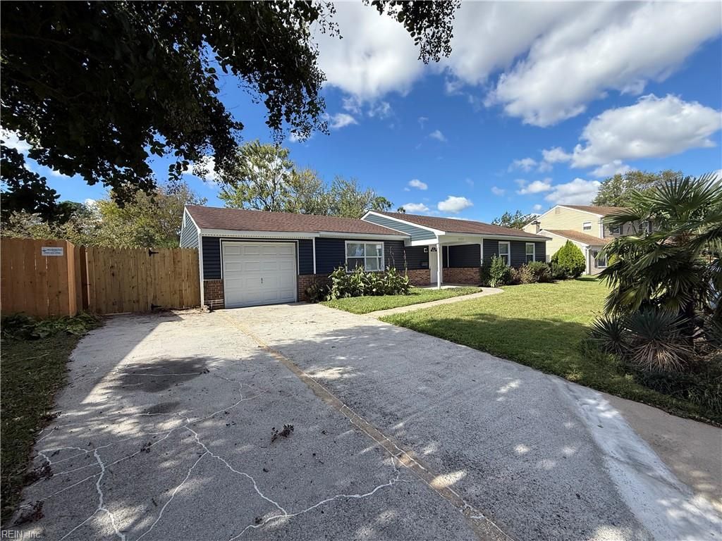 Photo of 3537 Plum Crescent, Virginia Beach, VA 23453 (MLS # 10606506)