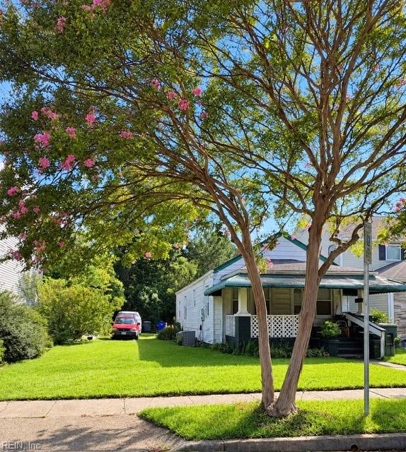 Photo of 227 Filbert Street, Norfolk, VA 23505 (MLS # 10654340)