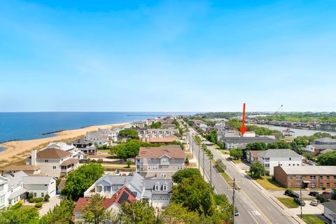 831 W Ocean View AVE Norfolk VA 23503
