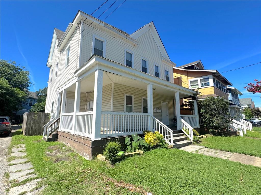 Photo of 211 W 27th Street #1, Norfolk, VA 23517 (MLS # 10656561)