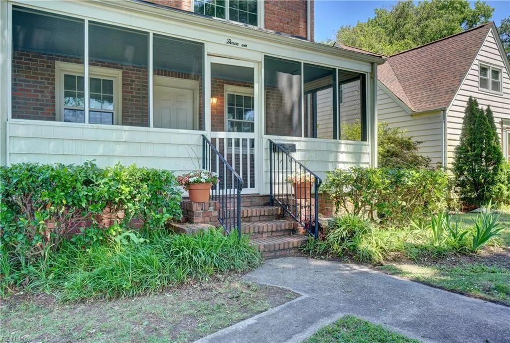 Norfolk, Virginia 23505, United States, 4 Bedrooms Bedrooms, ,2 BathroomsBathrooms,Residential,Active,128386