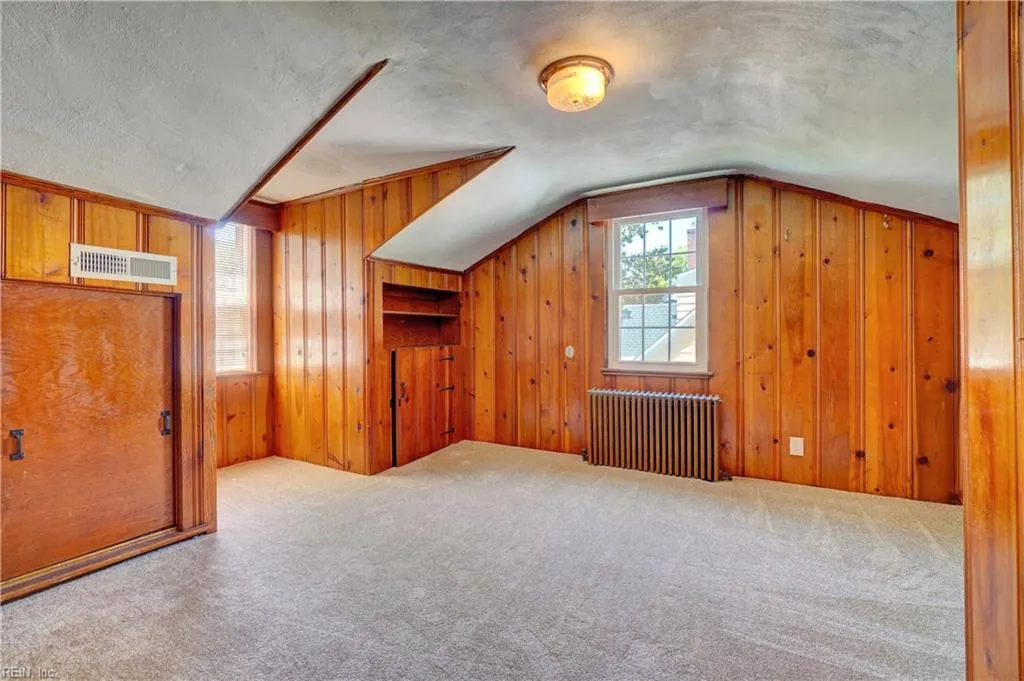 Norfolk, Virginia 23505, United States, 4 Bedrooms Bedrooms, ,2 BathroomsBathrooms,Residential,Active,128386