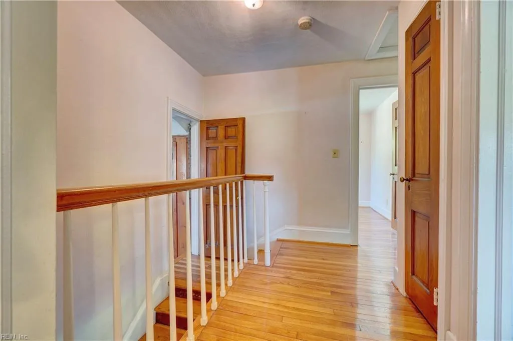 Norfolk, Virginia 23505, United States, 4 Bedrooms Bedrooms, ,2 BathroomsBathrooms,Residential,Active,128386