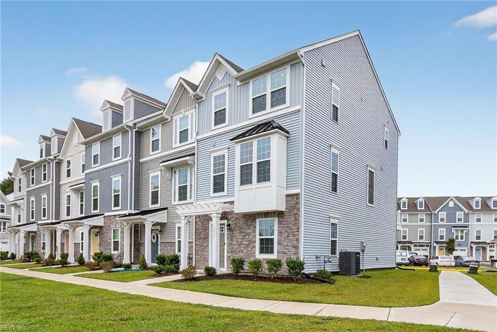 Photo of 4235 Meander Way, Chesapeake, VA 23321 (MLS # 10614421)