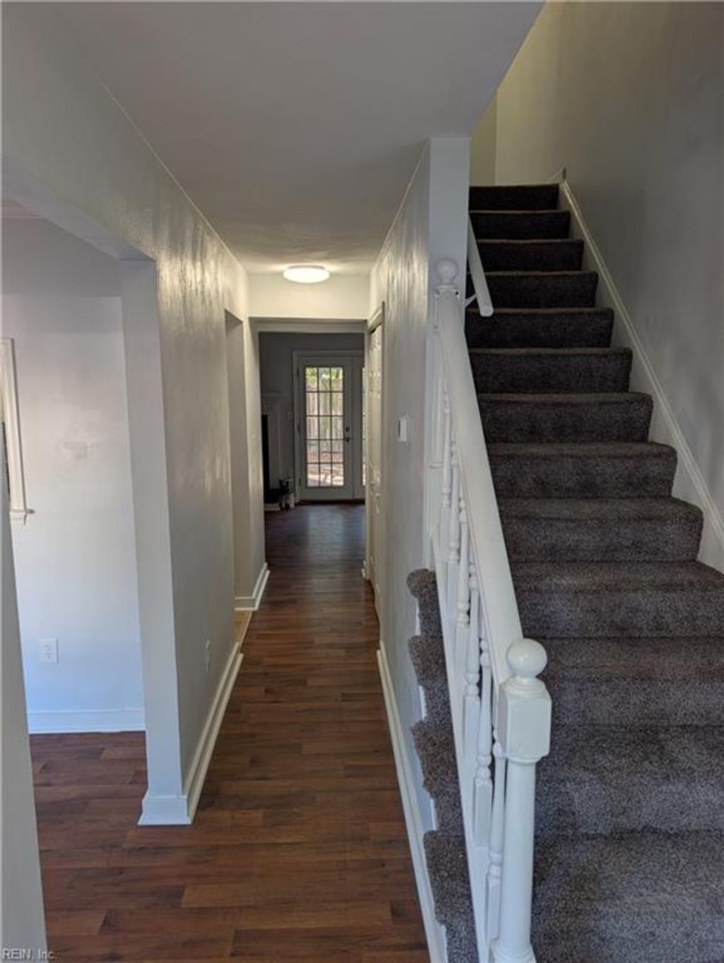 Photo of 5491 Davis Way, Virginia Beach, VA 23462 (MLS # 10611842)