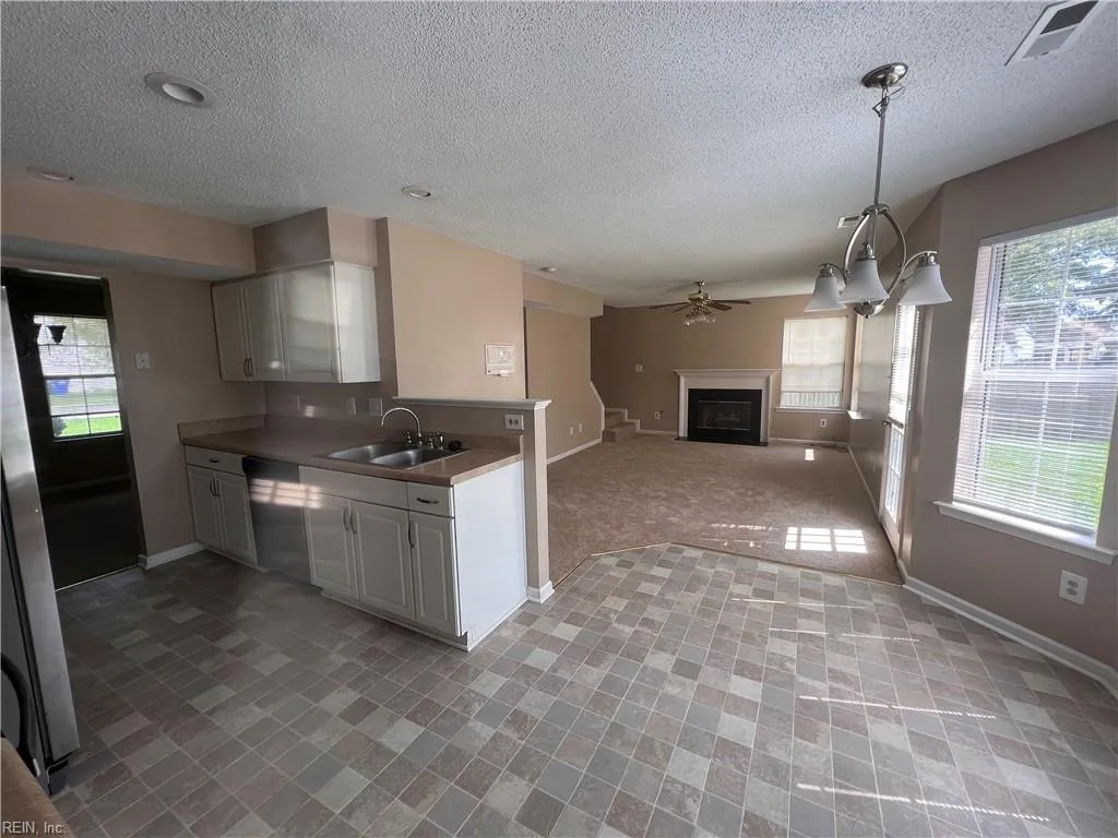 Suffolk, Virginia 23435, United States, 3 Bedrooms Bedrooms, ,3 BathroomsBathrooms,Residential,Active,113936