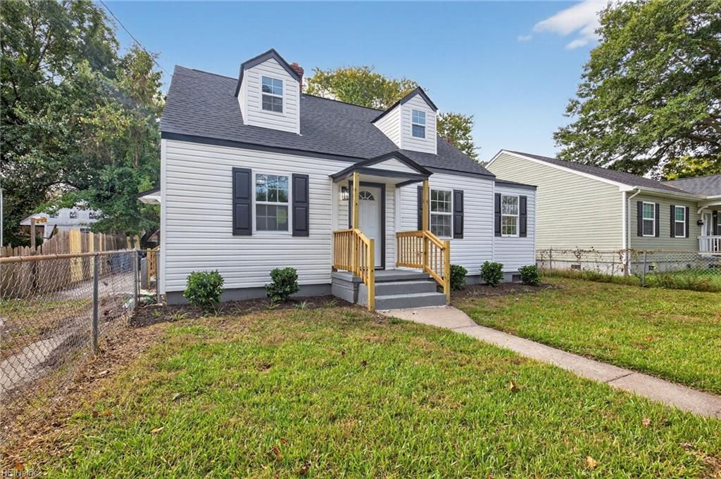 Photo of 3307 Dartmouth Street, Portsmouth, VA 23707 (MLS # 10605992)