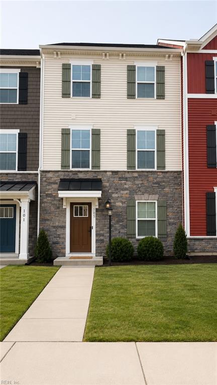 Photo of 105 Spring Grove Way, Smithfield, VA 23430 (MLS # 10640583)