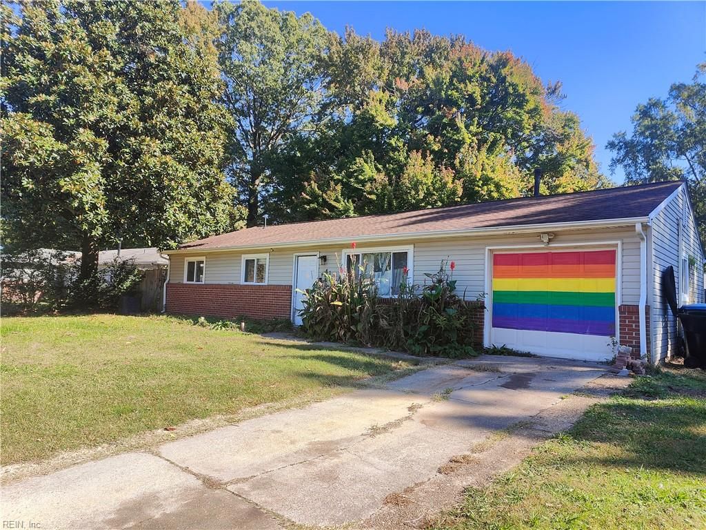 Photo of 412 Lineberry Road, Virginia Beach, VA 23452 (MLS # 10607615)