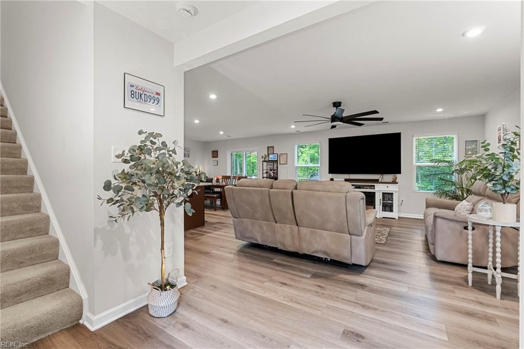 Photo of 305 Lorraine Drive, Williamsburg, VA 23185 (MLS # 10635223)