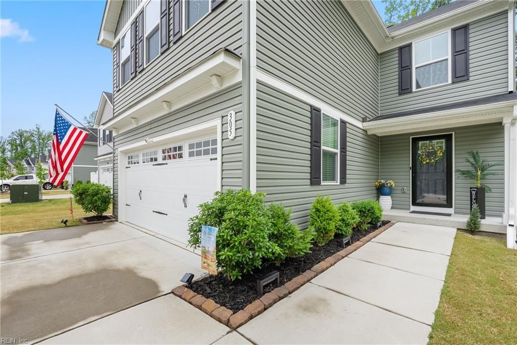 Photo of 305 Lorraine Drive, Williamsburg, VA 23185 (MLS # 10635223)