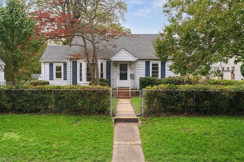 Photo of 8909 Stratford St Street, Norfolk, VA 23503 (MLS # 10614212)