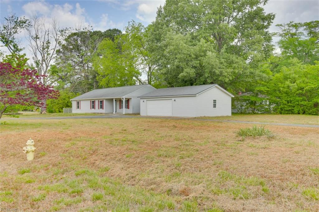 Photo of 6881 Michael Lane, Hayes, VA 23072 (MLS # 10631945)