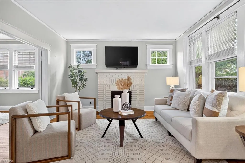 Norfolk, Virginia 23517, United States, 4 Bedrooms Bedrooms, ,2 BathroomsBathrooms,Residential,Active,192271