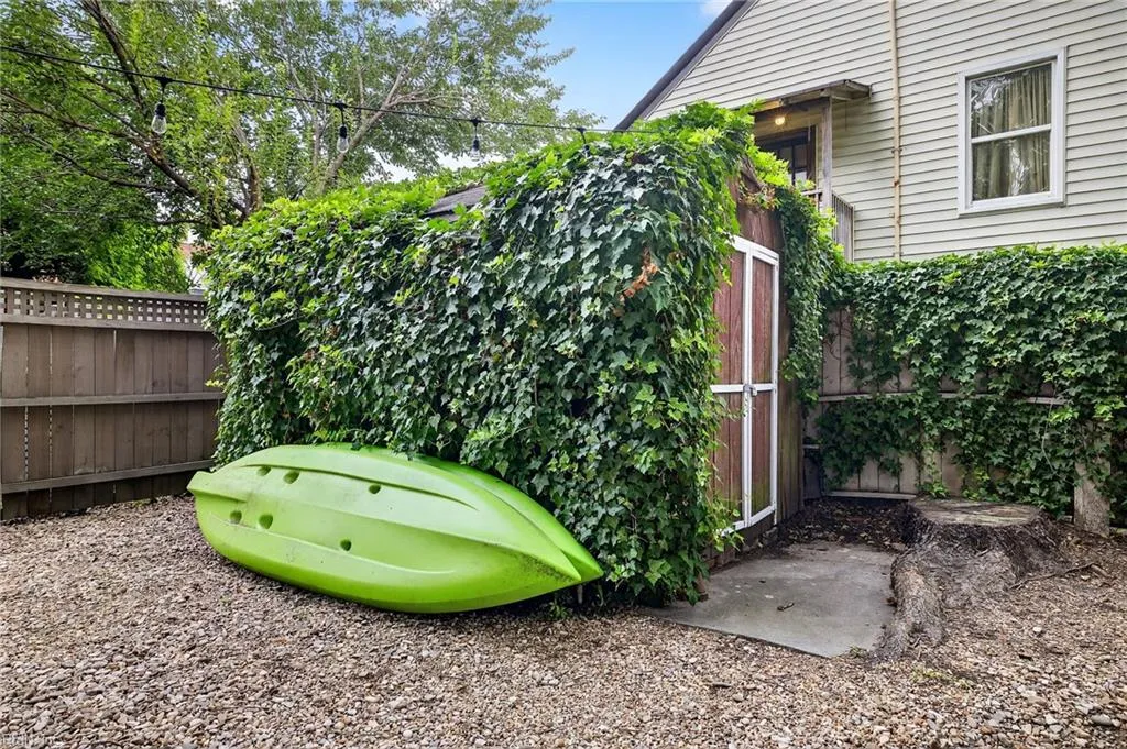 Norfolk, Virginia 23517, United States, 4 Bedrooms Bedrooms, ,2 BathroomsBathrooms,Residential,Active,192271