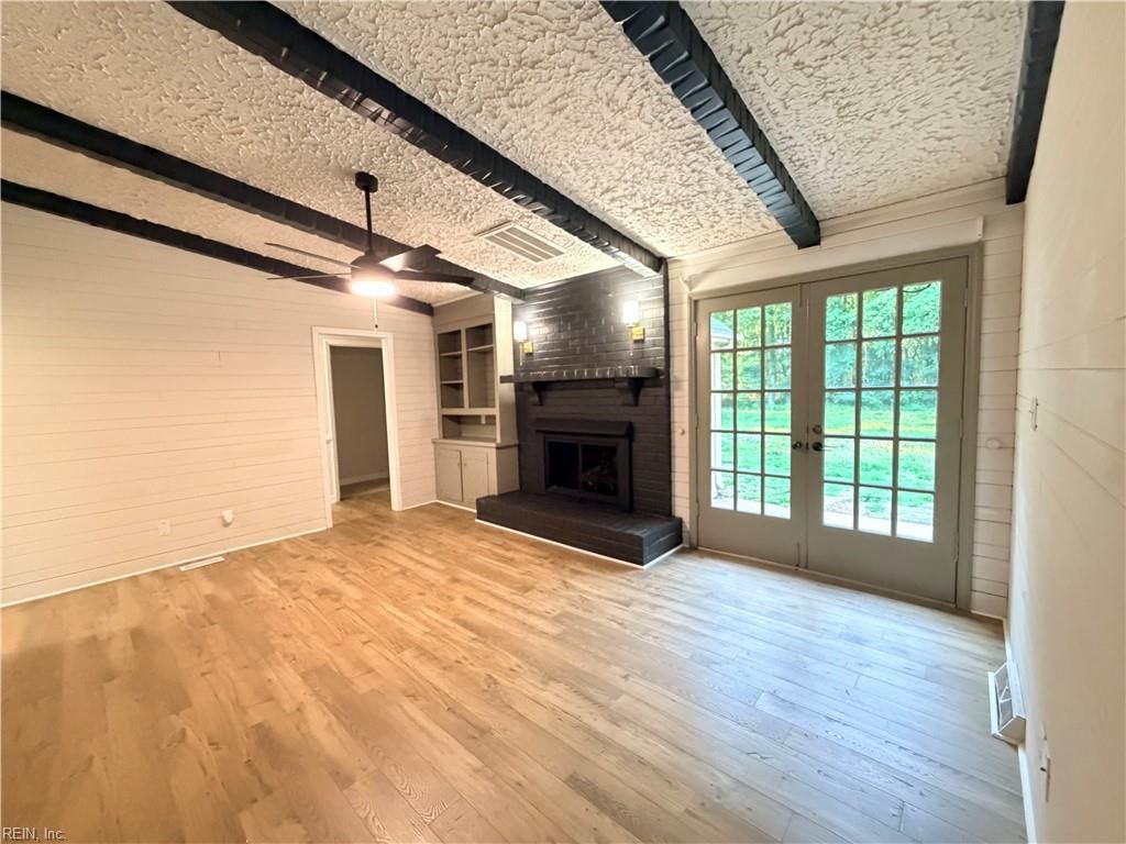 Photo of 204 Arch Road, Chesapeake, VA 23322 (MLS # 10639639)
