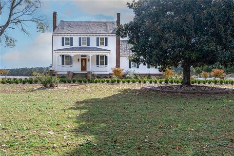 456 Barnes RD Suffolk VA 23437