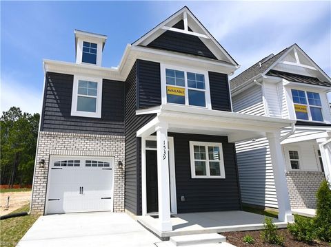 1539 Waltham LN Newport News VA 23608