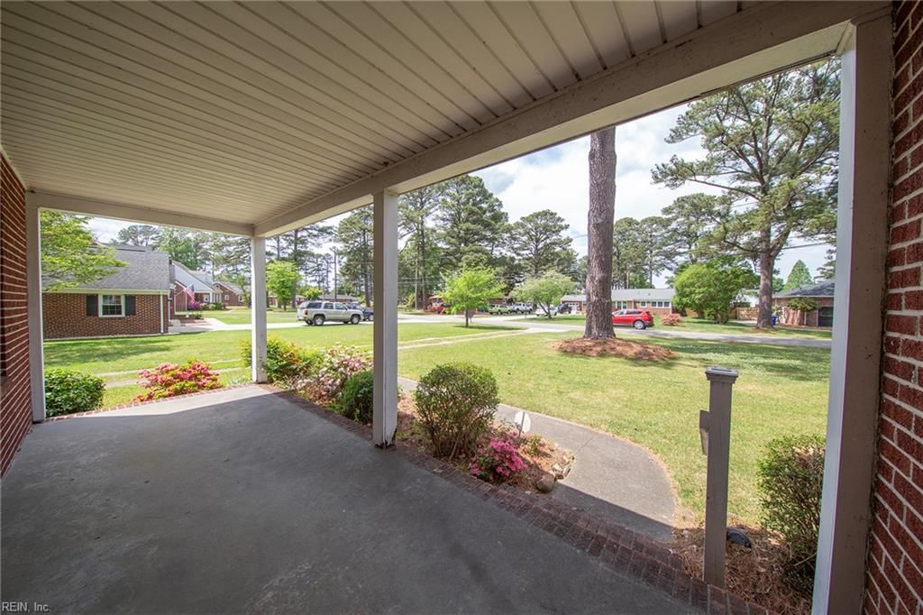 Photo of 1152 Melvin Drive, Portsmouth, VA 23701 (MLS # 10631623)