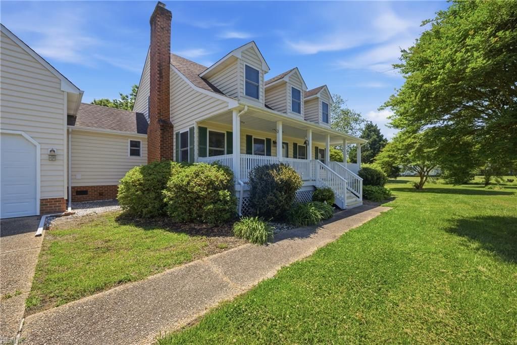 Photo of 805 Puddin Ridge Road, Moyock, NC 27958 (MLS # 10634038)