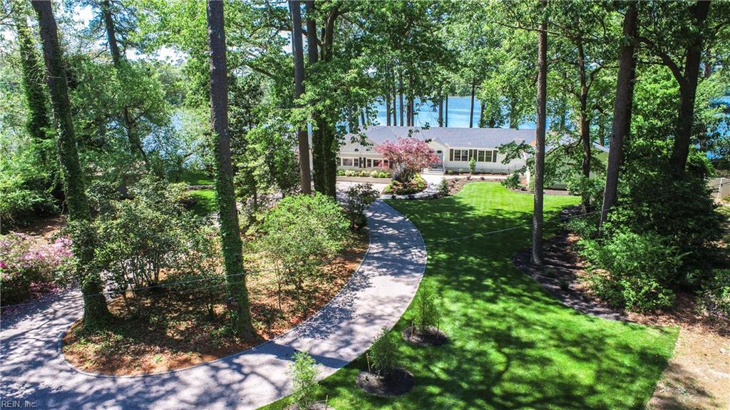5227 Lake Shores RD