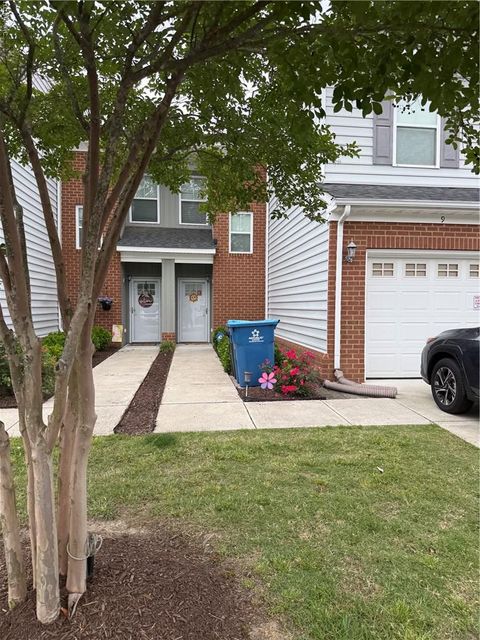 Photo of 9 Franklin Lane, Poquoson, VA 23662 (MLS # 10634310)