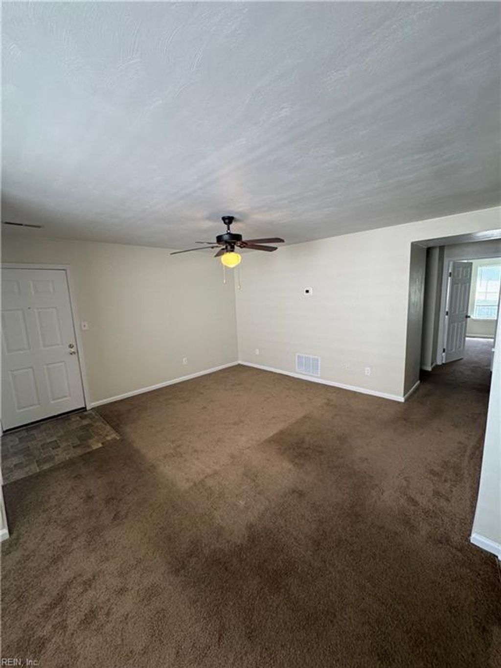 Photo of 915 W Little Creek Road #6, Norfolk, VA 23505 (MLS # 10636629)
