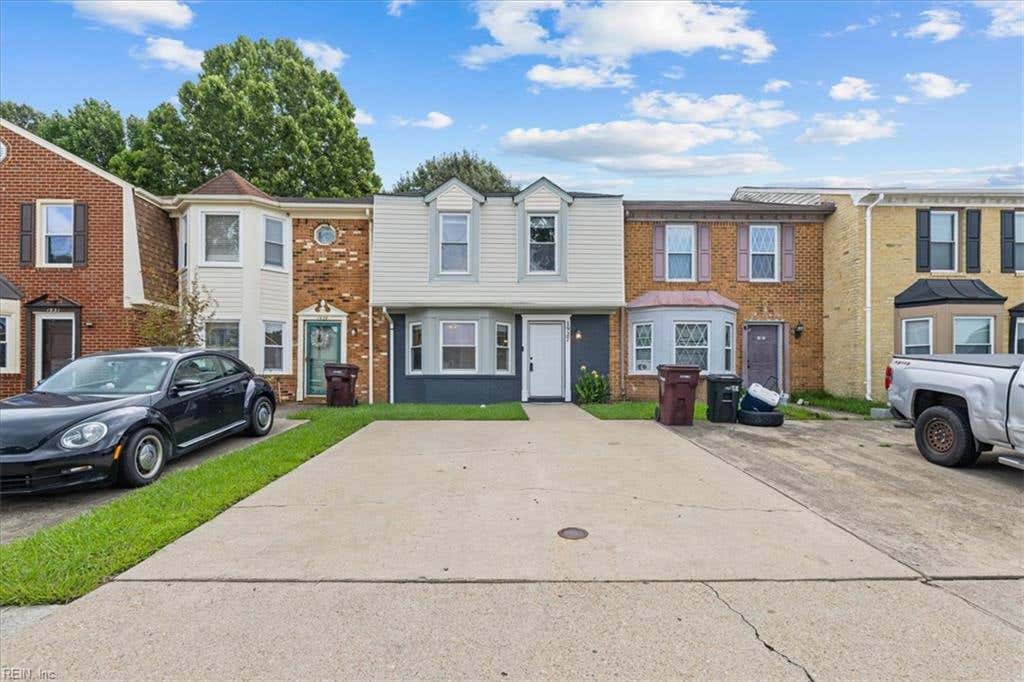 Photo of 1927 Candlelight Drive, Chesapeake, VA 23325 (MLS # 10647354)