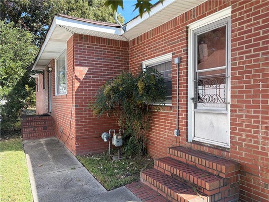 214 W GOVERNMENT AVE, NORFOLK, VA 23503 - Image 44f6f595de39a7315e80098a1540e5d9/3139896325