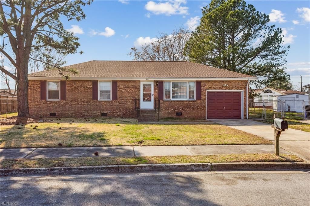 Photo of 813 Bouie Court, Portsmouth, VA 23704 (MLS # 10623781)