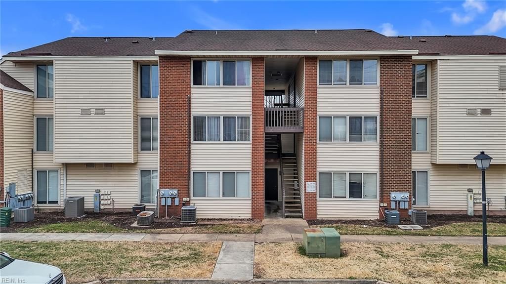 Photo of 133 Hampton Club Drive #3, Hampton, VA 23666 (MLS # 10620775)