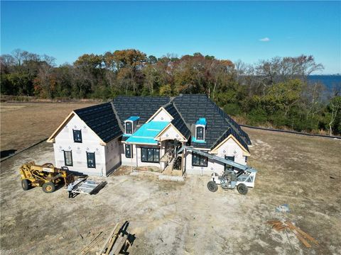 44 River Edge DR Suffolk VA 23436