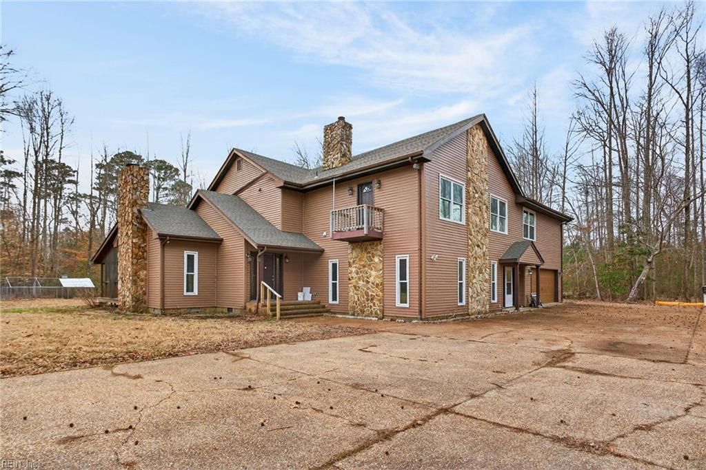 Photo of 9032 Lady Lane, Hayes, VA 23072 (MLS # 10620855)