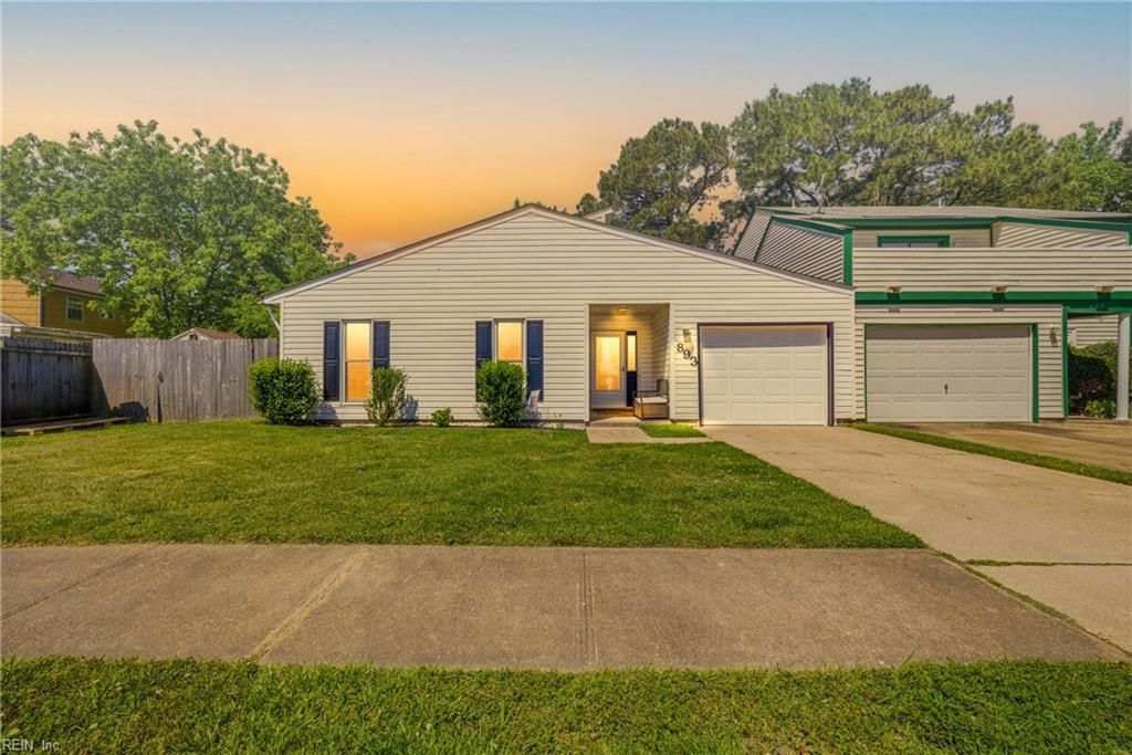 Photo of 893 Riverbend Road, Virginia Beach, VA 23452 (MLS # 10634205)