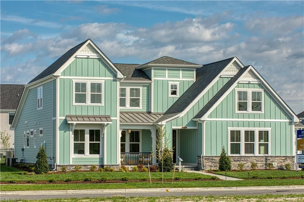 Photo of 2968 WESTON Loop, Virginia Beach, VA 23456 (MLS # 10608894)