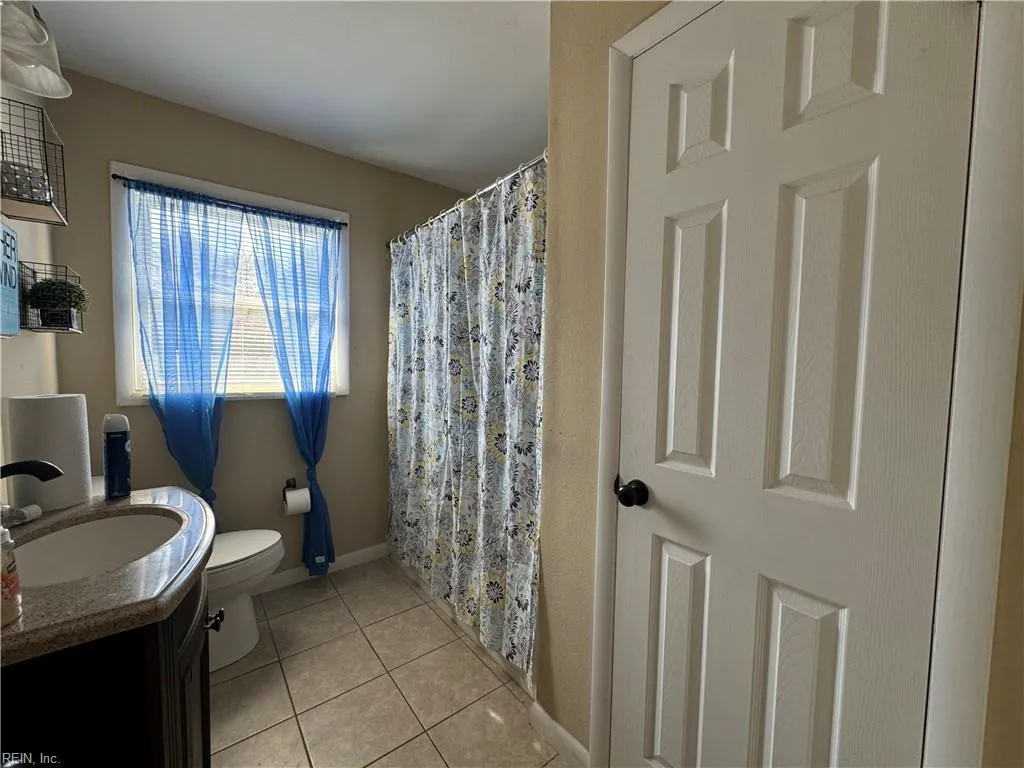 Portsmouth, Virginia 23701, United States, 4 Bedrooms Bedrooms, ,2 BathroomsBathrooms,Residential,Active,79491