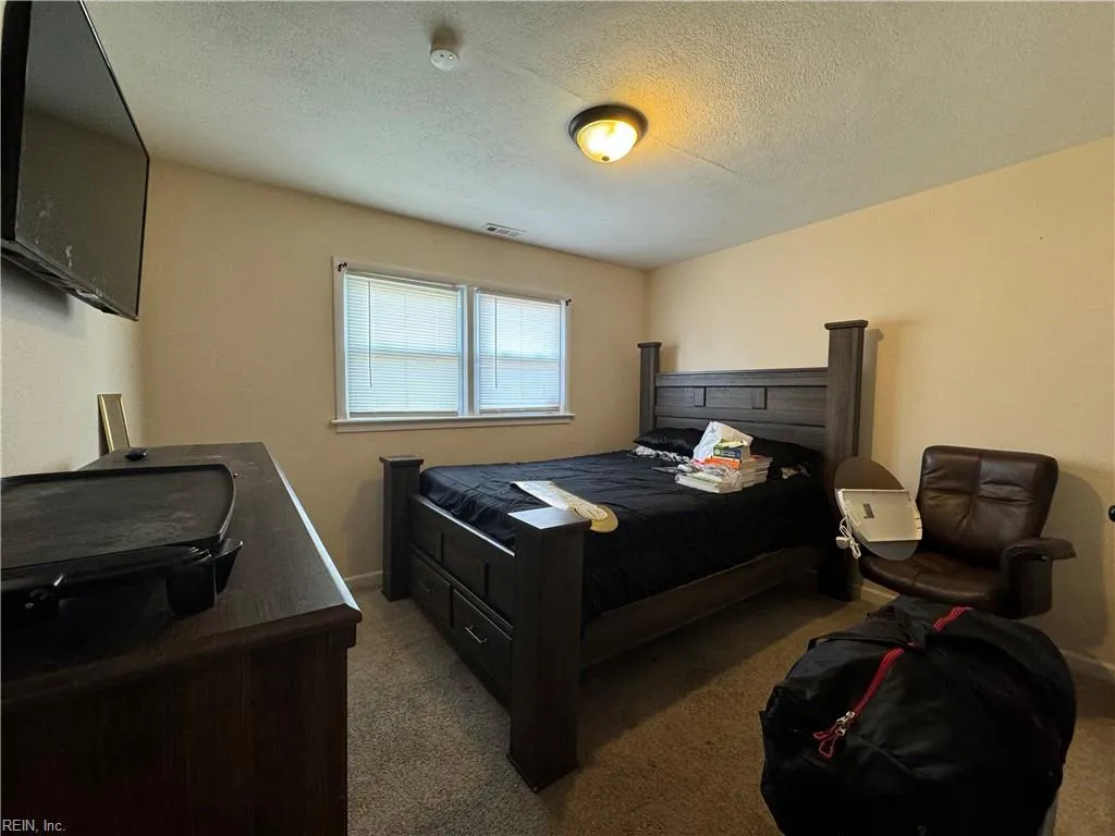 Portsmouth, Virginia 23701, United States, 4 Bedrooms Bedrooms, ,2 BathroomsBathrooms,Residential,Active,79491