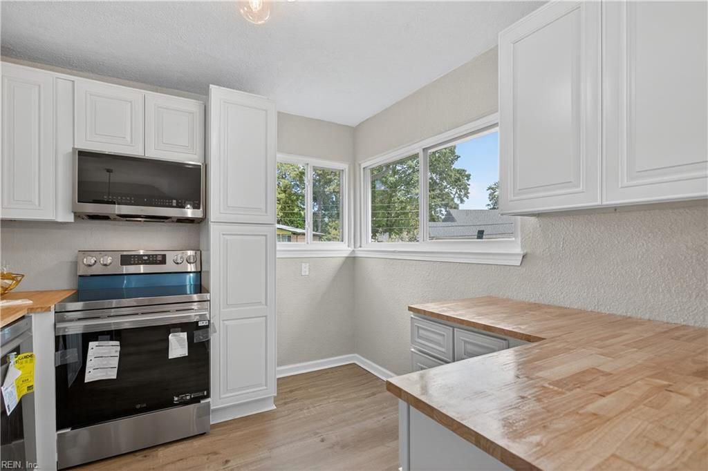 Photo of 5480 Bayberry Drive, Norfolk, VA 23502 (MLS # 10616875)