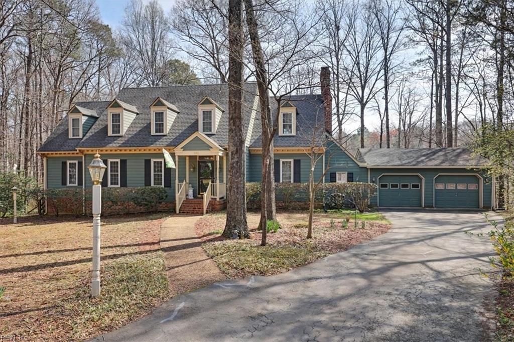 Photo of 901 Pinewood Drive, Richmond, VA 23238 (MLS # 10626363)