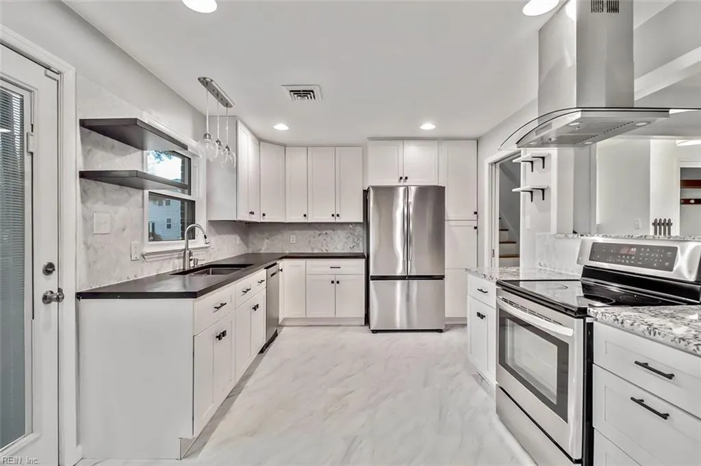 Chesapeake, Virginia 23320, United States, 3 Bedrooms Bedrooms, ,3 BathroomsBathrooms,Residential,Active,251762