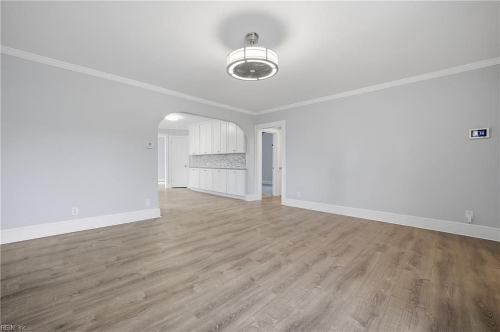 Photo of 111 Beverly Avenue, Norfolk, VA 23505 (MLS # 10623588)