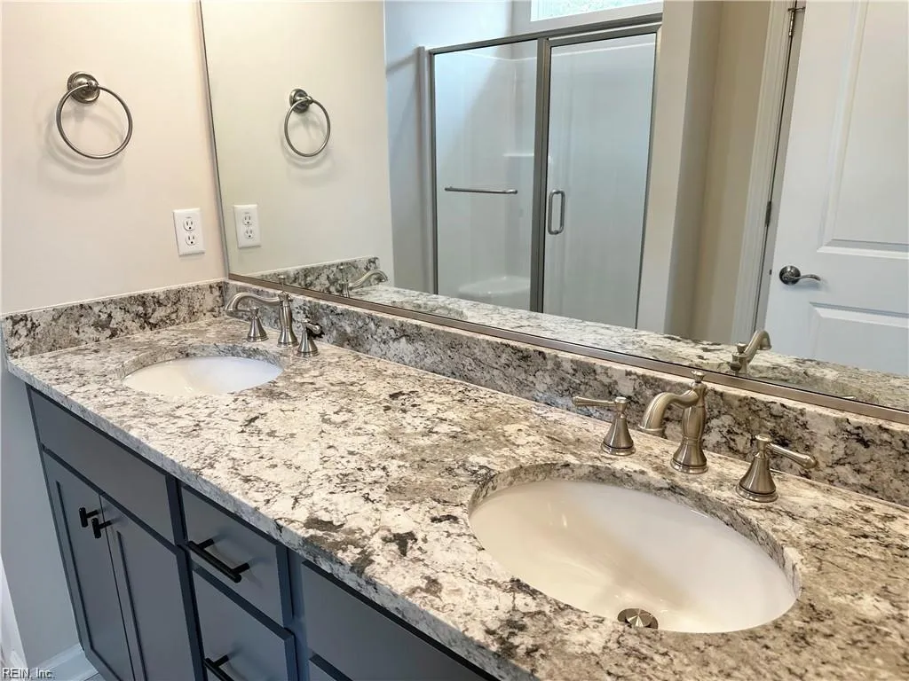 Suffolk, Virginia 23434, United States, 3 Bedrooms Bedrooms, ,3 BathroomsBathrooms,Residential,Pending,77307