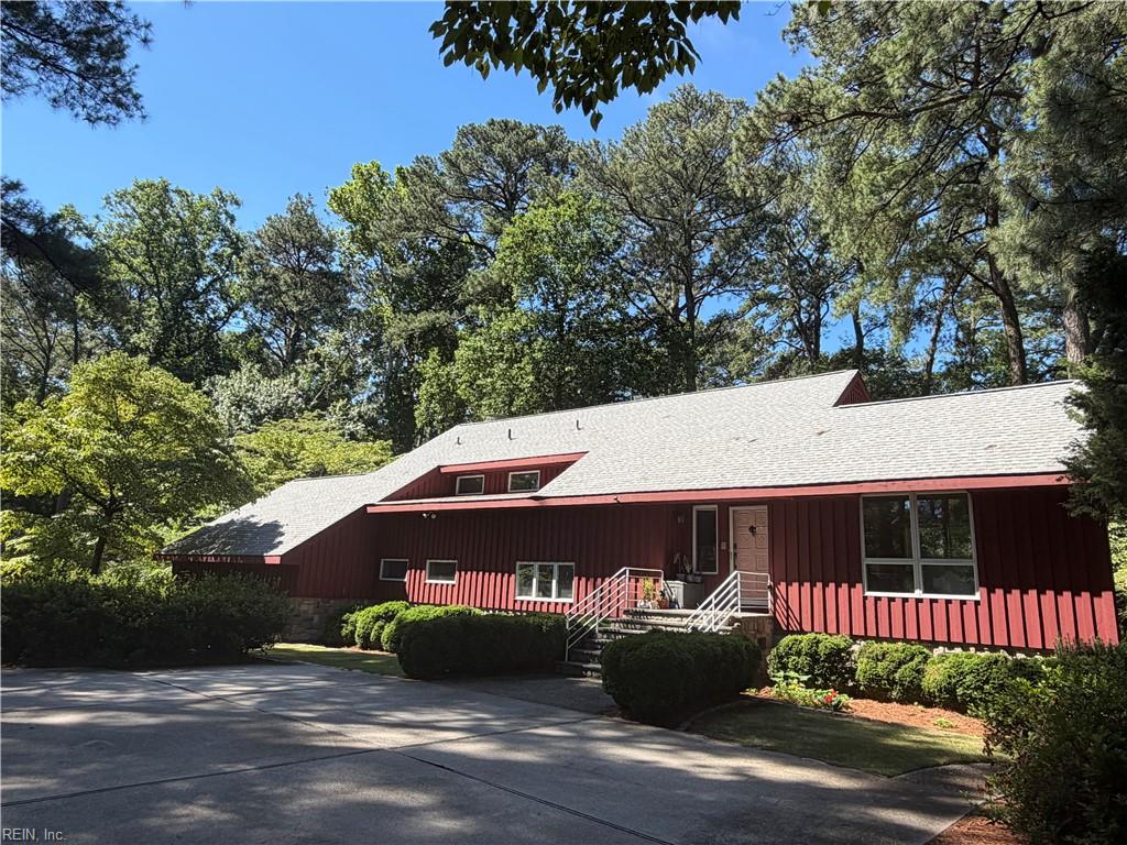 Photo of 1701 N River Road, Virginia Beach, VA 23454 (MLS # 10642892)