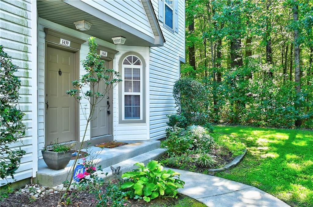 Photo of 1441 Shortleaf Lane Ln, Chesapeake, VA 23320 (MLS # 10605941)
