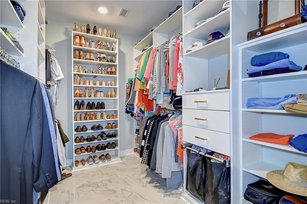 Virginia Beach, Virginia 23451, United States, 3 Bedrooms Bedrooms, ,3 BathroomsBathrooms,Residential,Active,230786