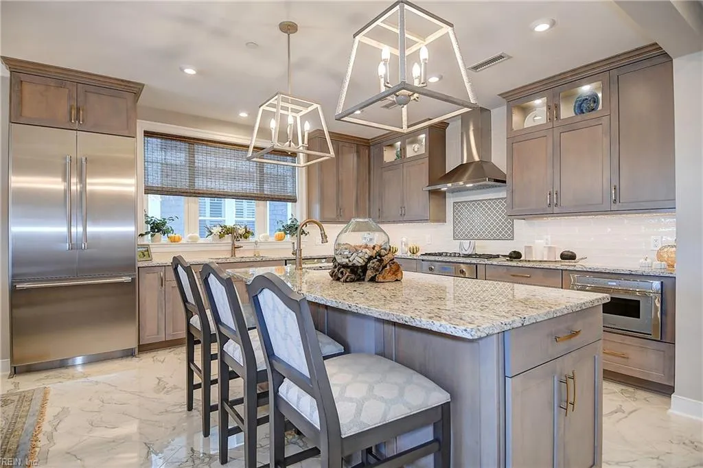 Virginia Beach, Virginia 23451, United States, 3 Bedrooms Bedrooms, ,3 BathroomsBathrooms,Residential,Active,230786