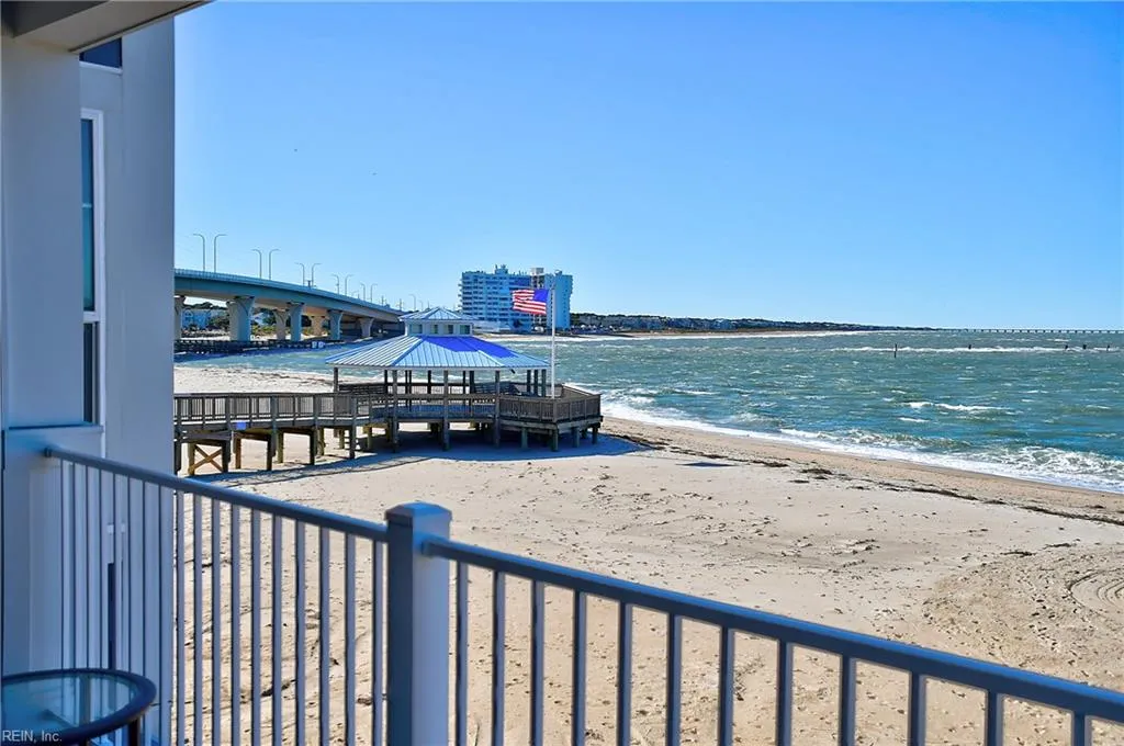 Virginia Beach, Virginia 23451, United States, 3 Bedrooms Bedrooms, ,3 BathroomsBathrooms,Residential,Active,230786