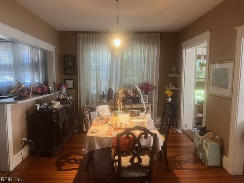 Photo of 800 W Princess Anne Road #D4, Norfolk, VA 23517 (MLS # 10624501)