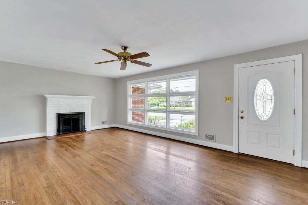 Photo of 123 Lynn Drive, Portsmouth, VA 23707 (MLS # 10644678)