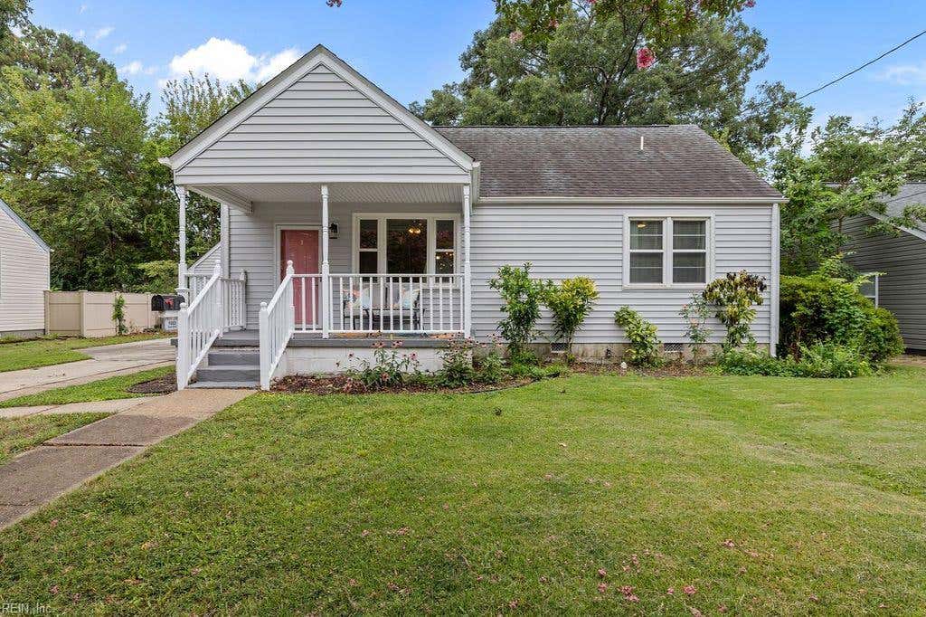Photo of 1063 Dune Street, Norfolk, VA 23503 (MLS # 10647087)